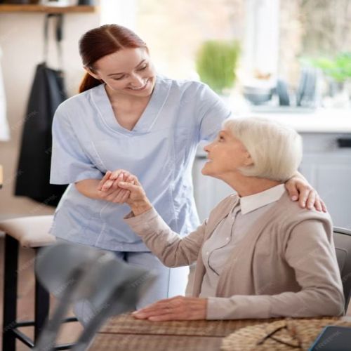 مساعدة شخصية لكبار السن بجدة السلامة